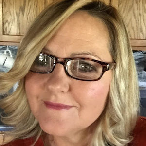 Meet your Posher, Valerie